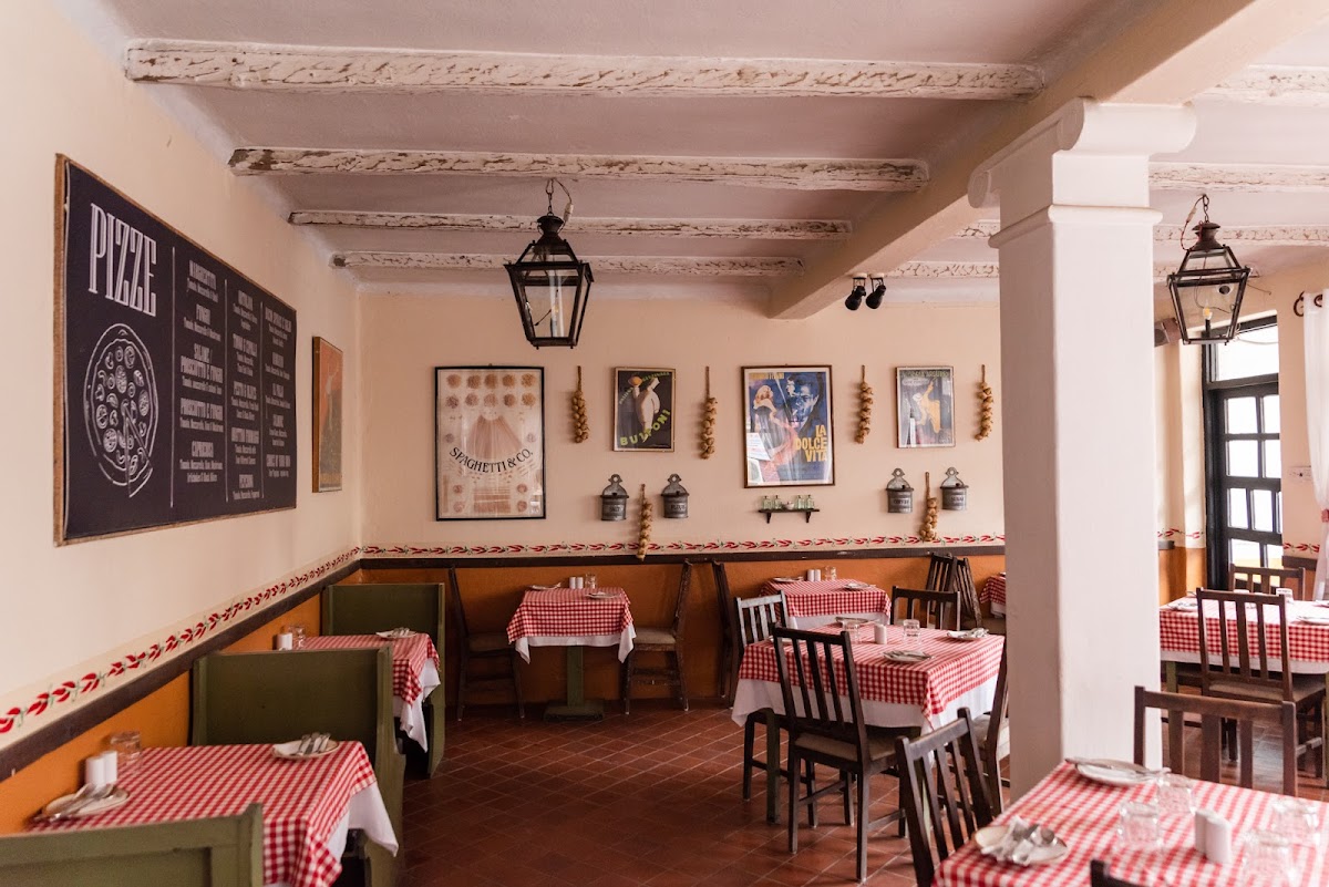 La Dolce Vita Italian Restaurant & Bar